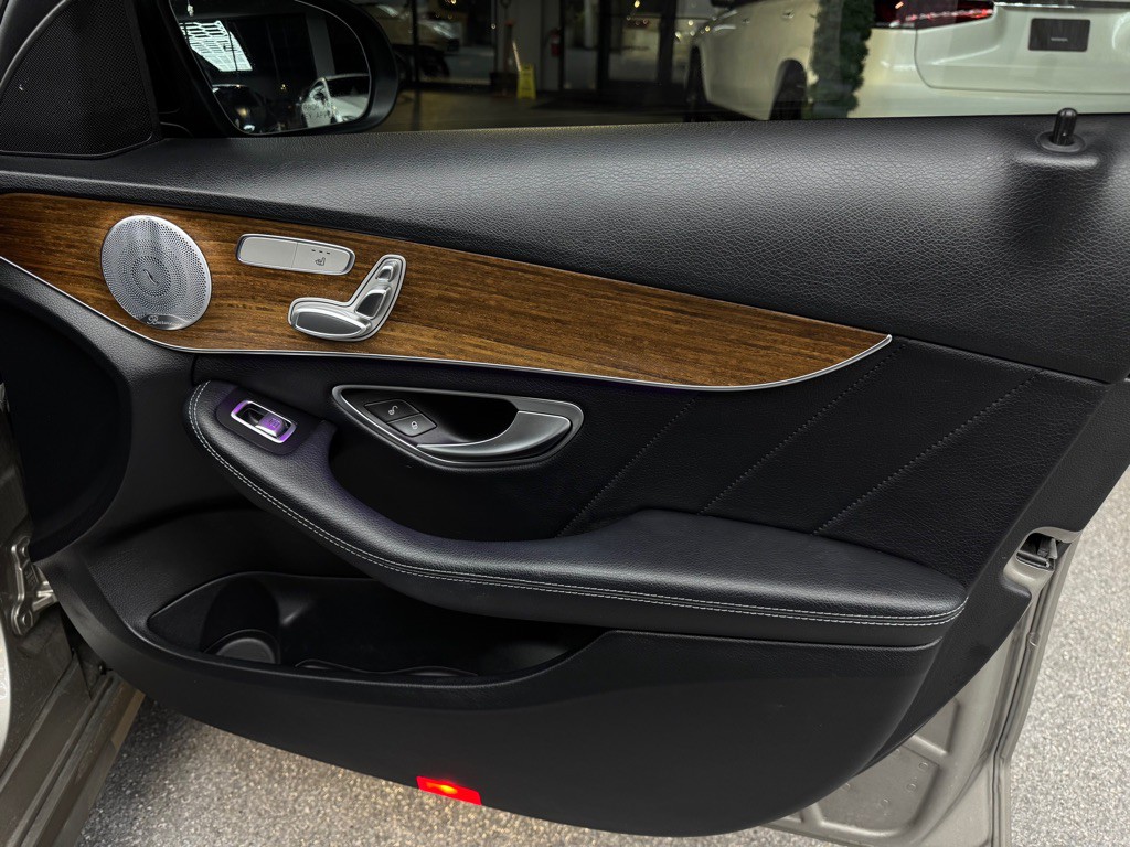 2019 Mercedes-Benz C-Class Image 30