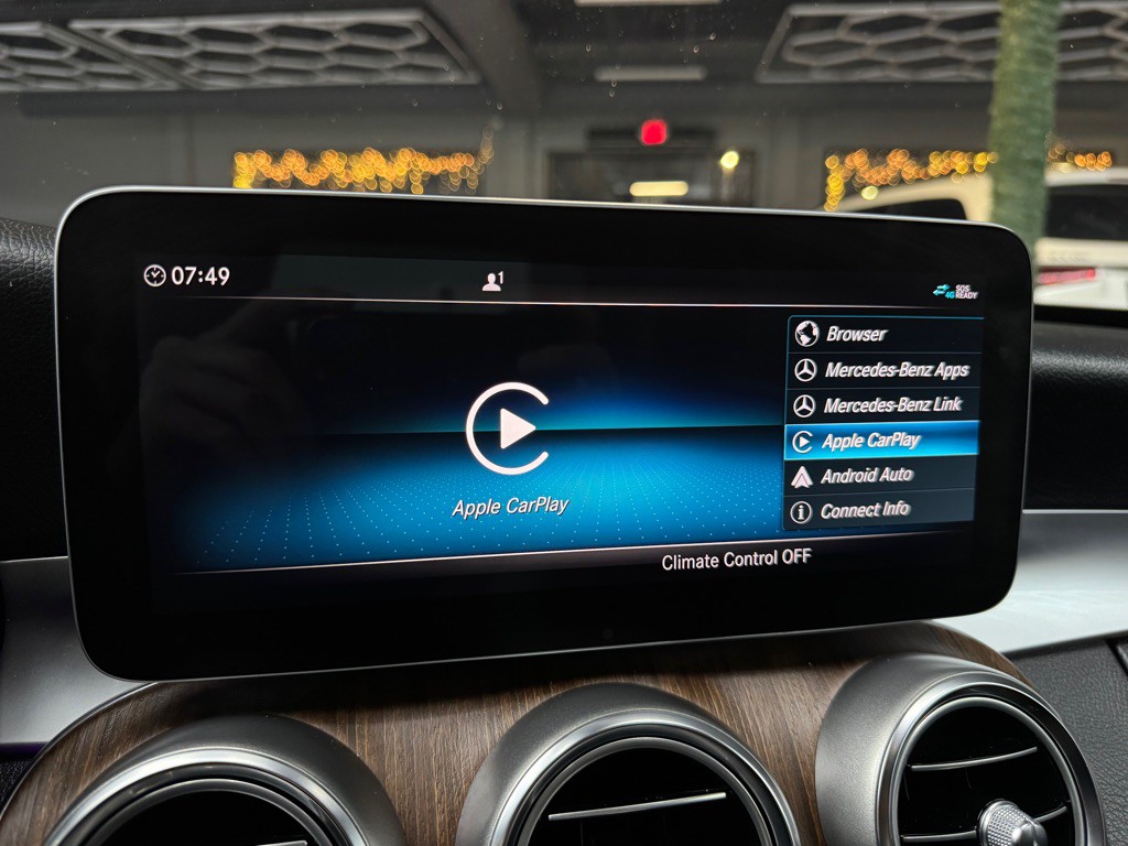 2019 Mercedes-Benz C-Class Image 35