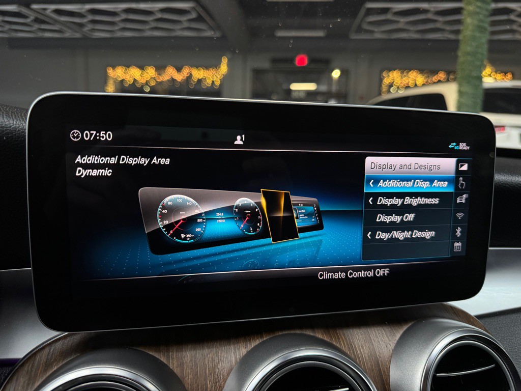 2019 Mercedes-Benz C-Class Image 37