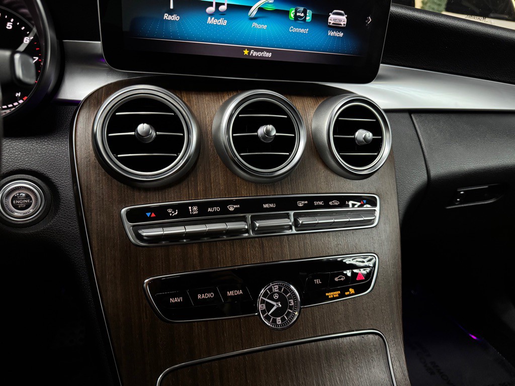 2019 Mercedes-Benz C-Class Image 39