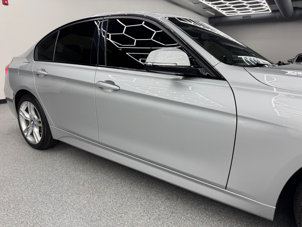 2016 BMW 3 Series Image 3