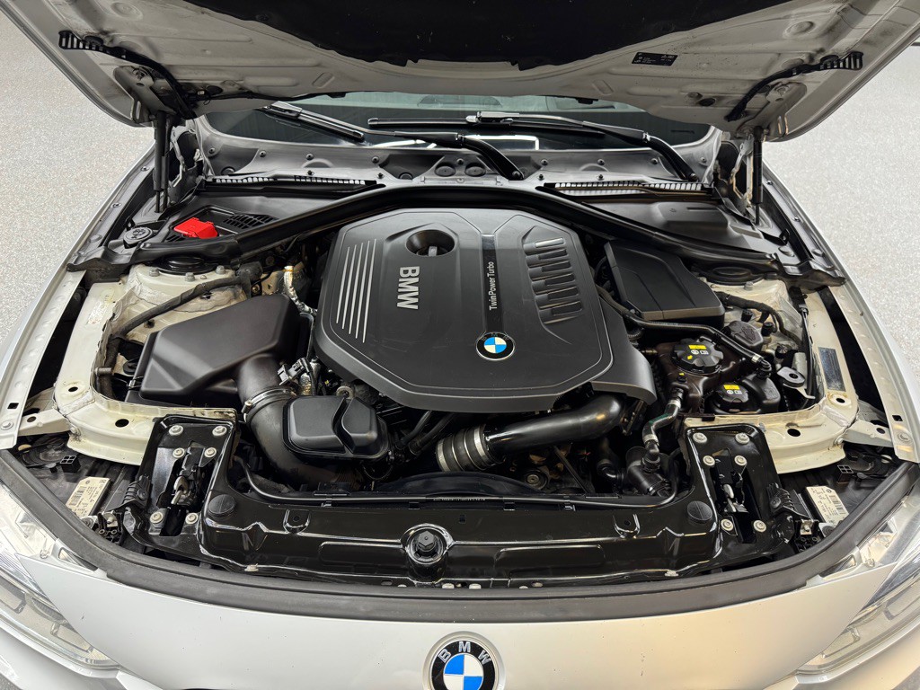 2016 BMW 3 Series Image 44