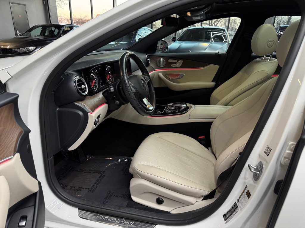 2017 Mercedes-Benz E-Class Image 20