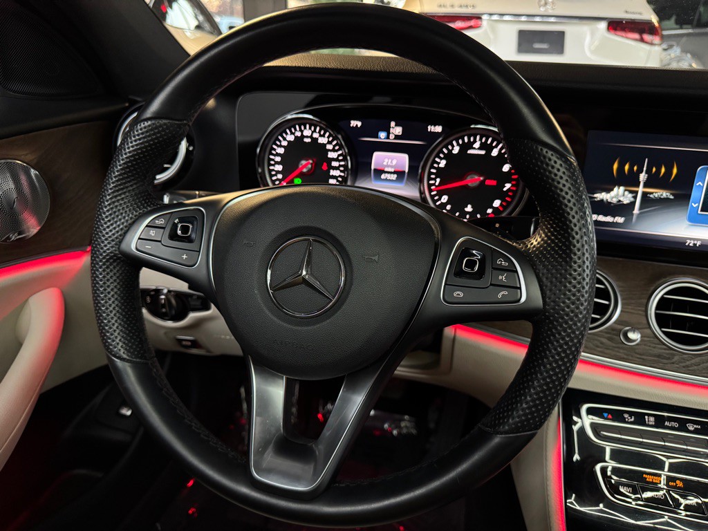 2017 Mercedes-Benz E-Class Image 33