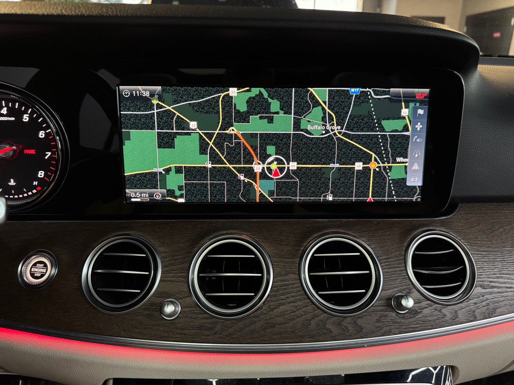 2017 Mercedes-Benz E-Class Image 34