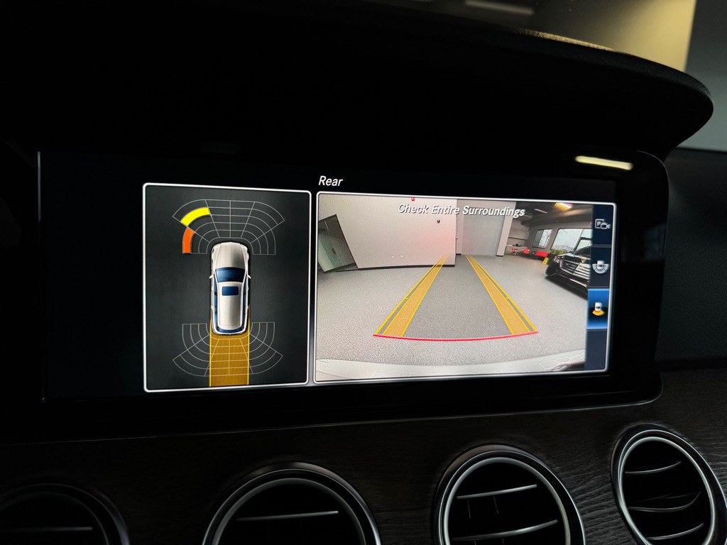 2017 Mercedes-Benz E-Class Image 36