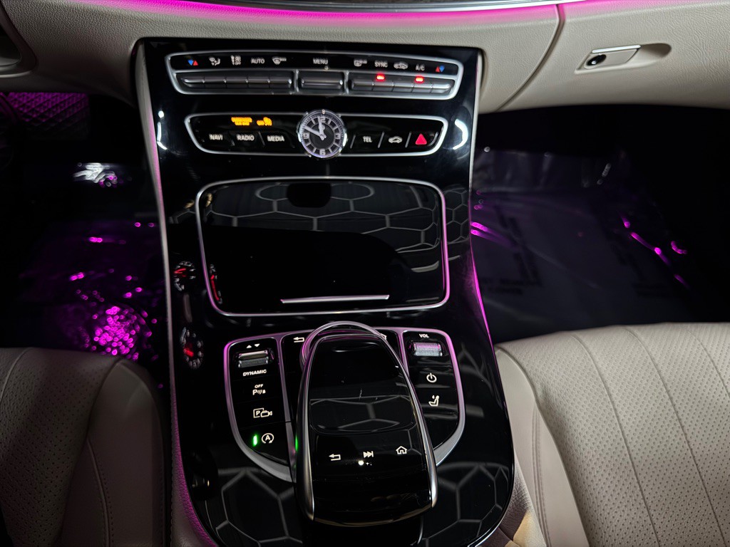 2017 Mercedes-Benz E-Class Image 41