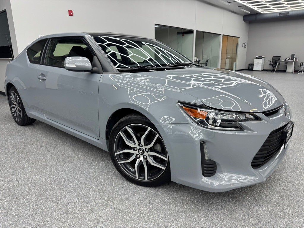 2016 Scion tC Image 2
