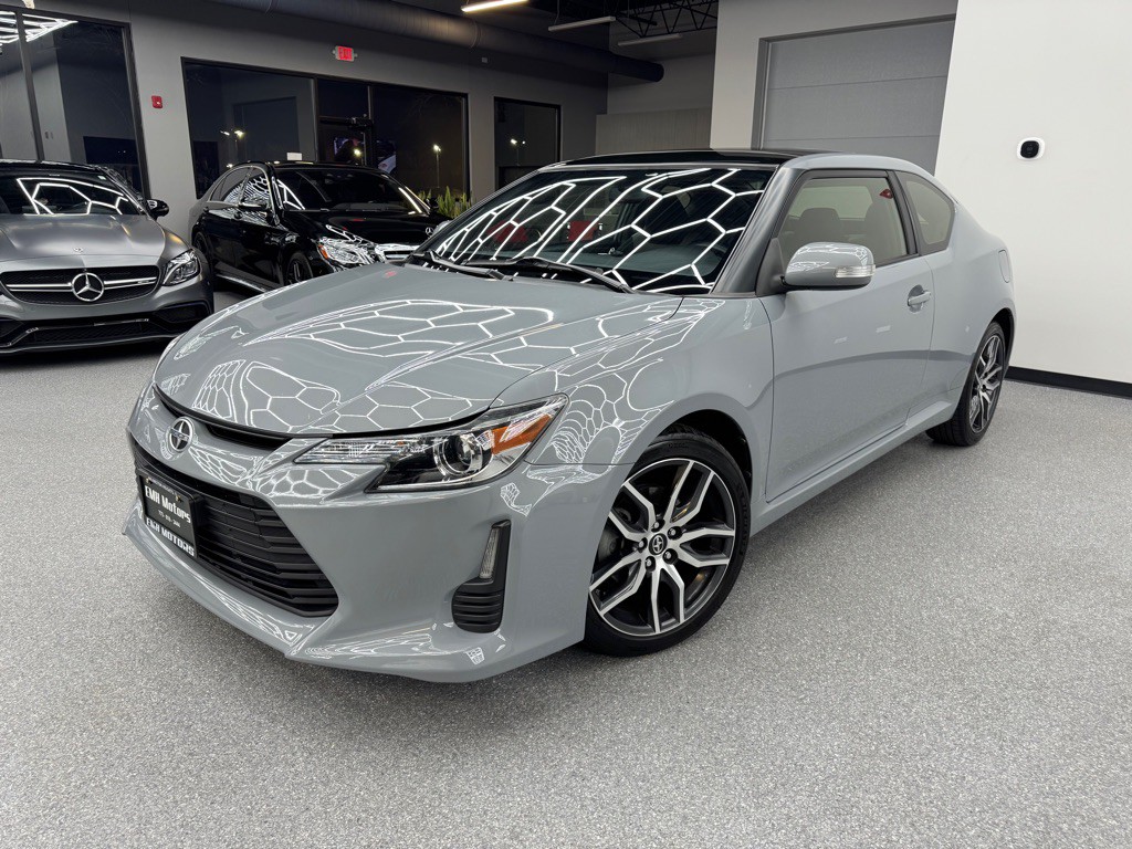 2016 Scion tC Image 7