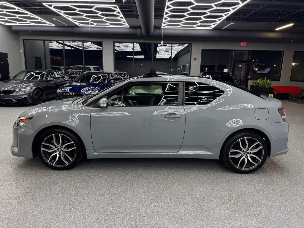 2016 Scion tC Image 10