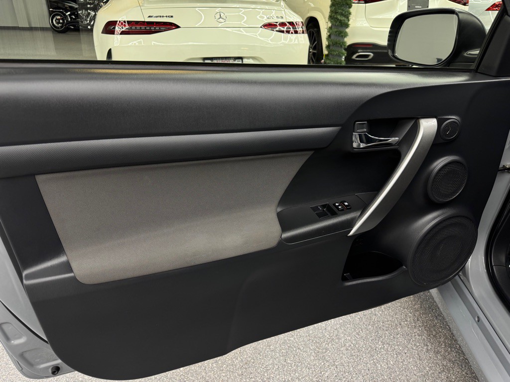 2016 Scion tC Image 20