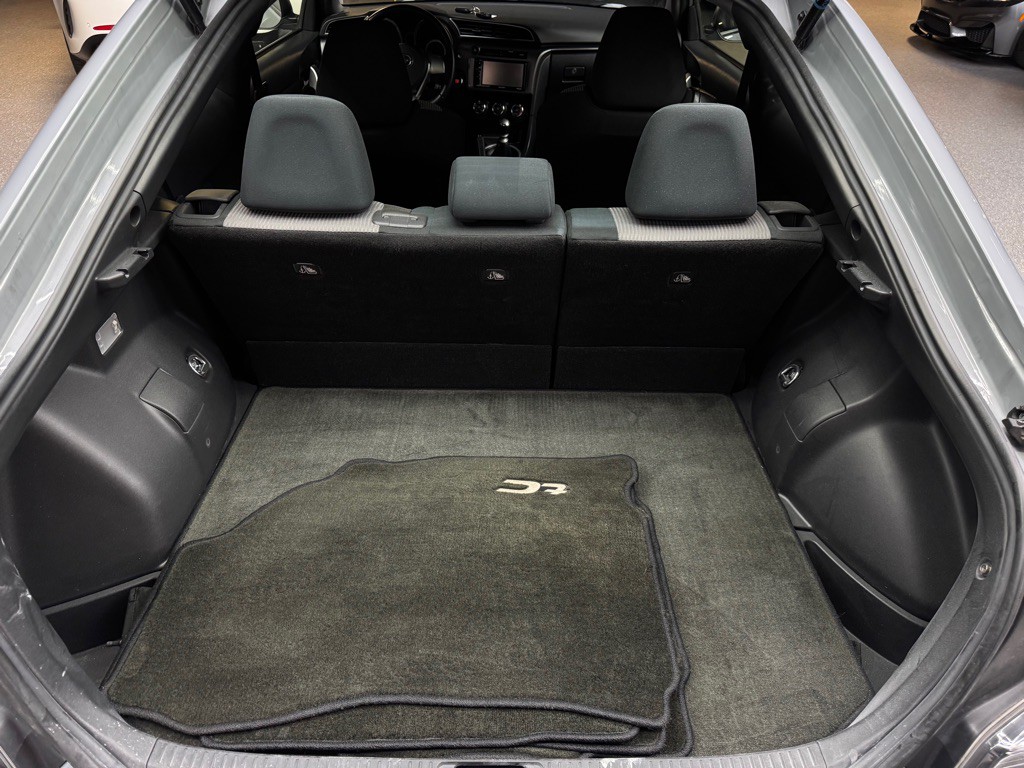 2016 Scion tC Image 24