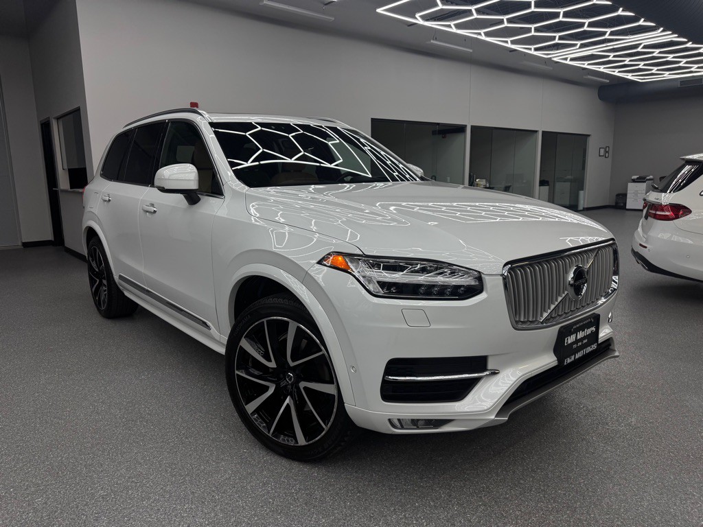 2019 Volvo XC90 Image 1