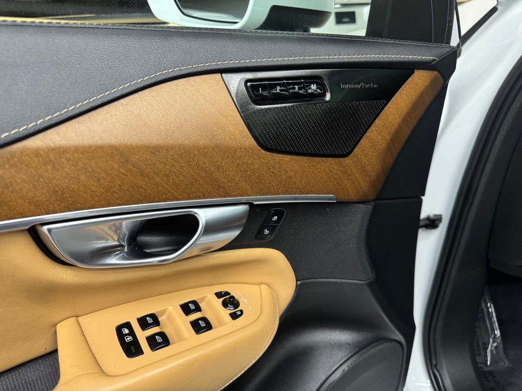 2019 Volvo XC90 Image 20