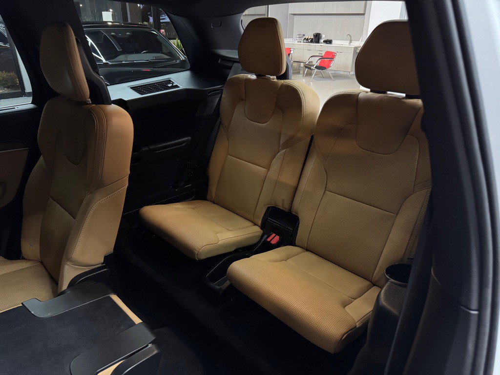2019 Volvo XC90 Image 25