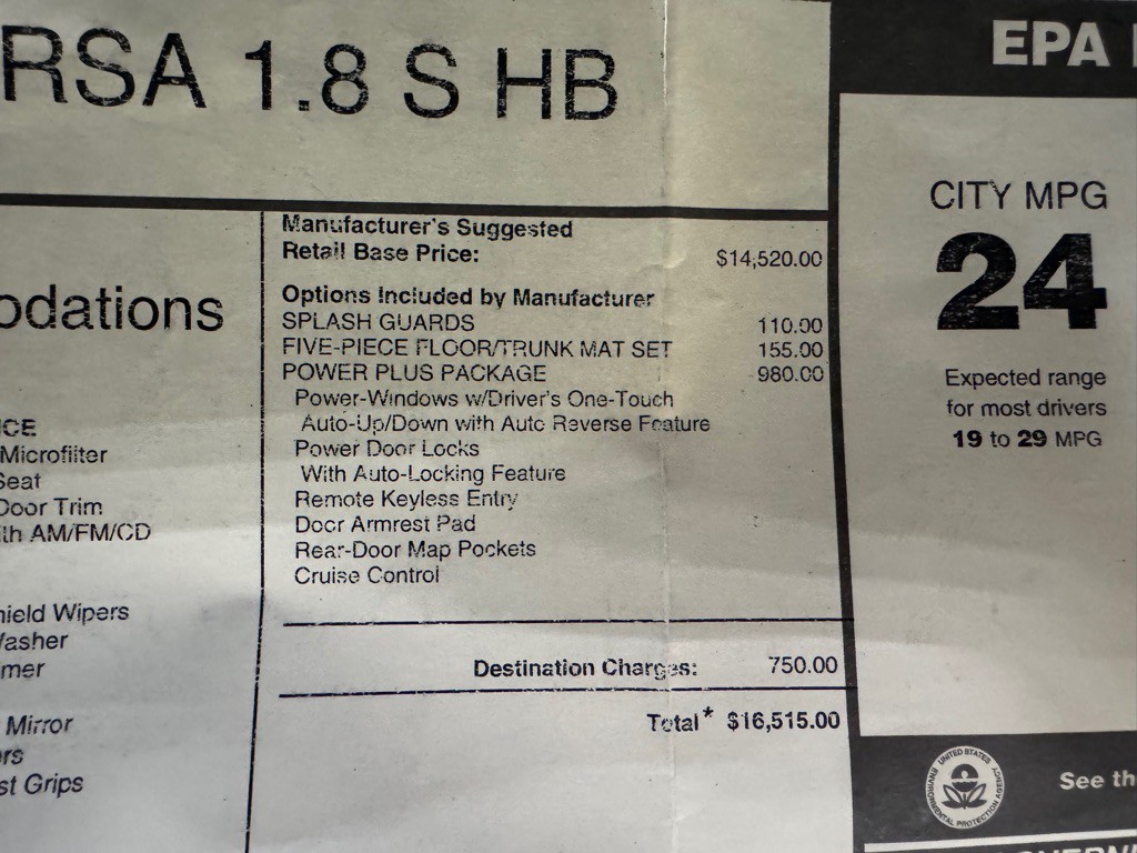 2011 Nissan Versa Image 22