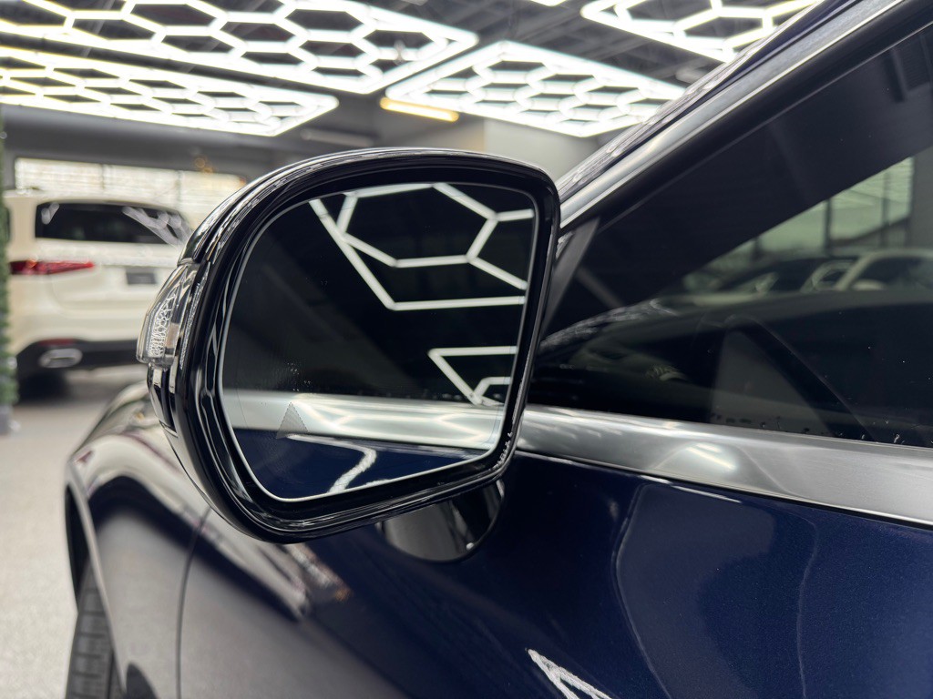 2019 Mercedes-Benz E-Class Image 13