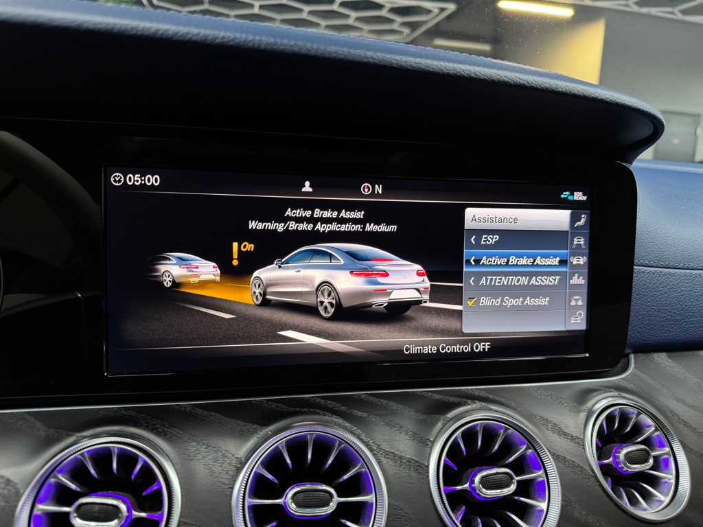 2019 Mercedes-Benz E-Class Image 45