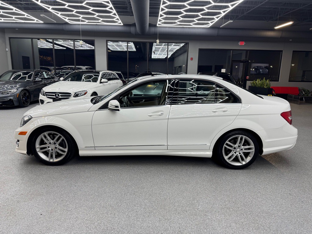 2014 Mercedes-Benz C-Class Image 43