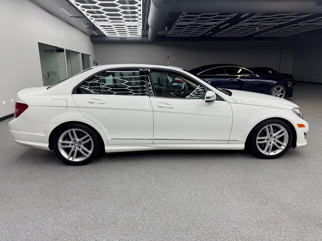 2014 Mercedes-Benz C-Class Image 47
