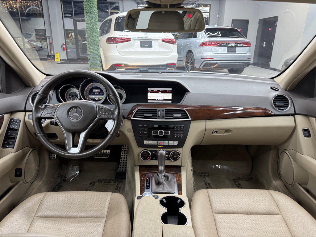 2014 Mercedes-Benz C-Class Image 60