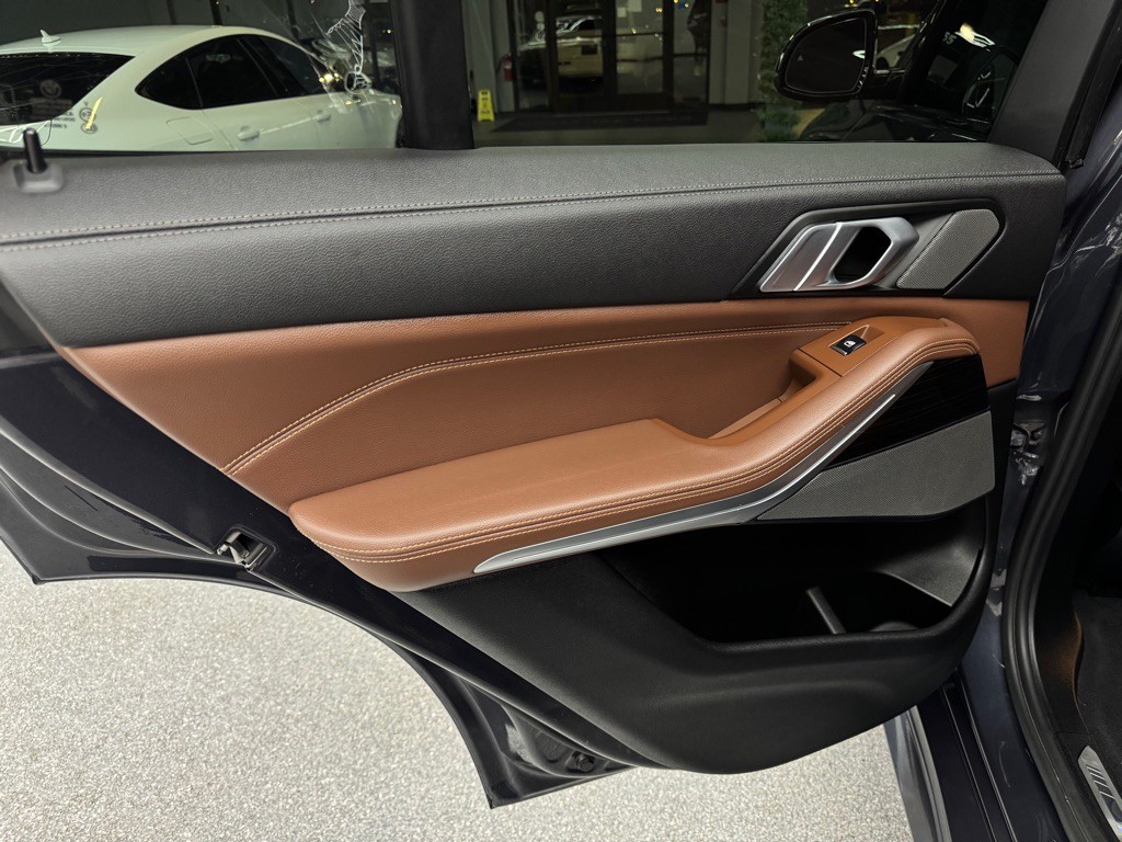 2021 BMW X5 Image 27