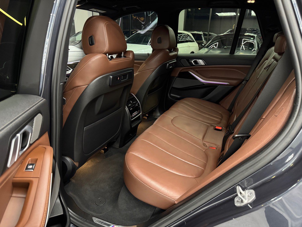 2021 BMW X5 Image 28