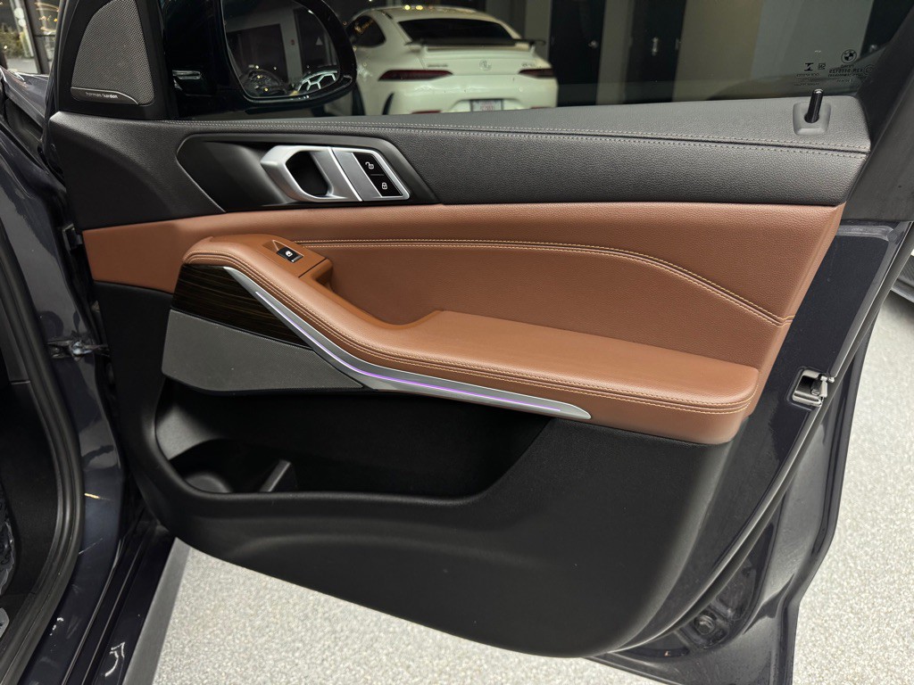 2021 BMW X5 Image 34