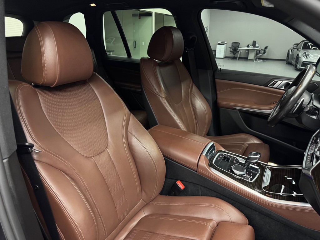 2021 BMW X5 Image 38