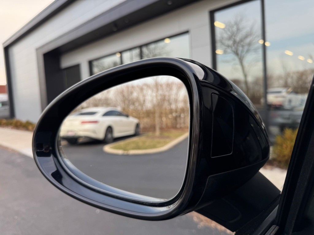 2019 Porsche Macan Image 15