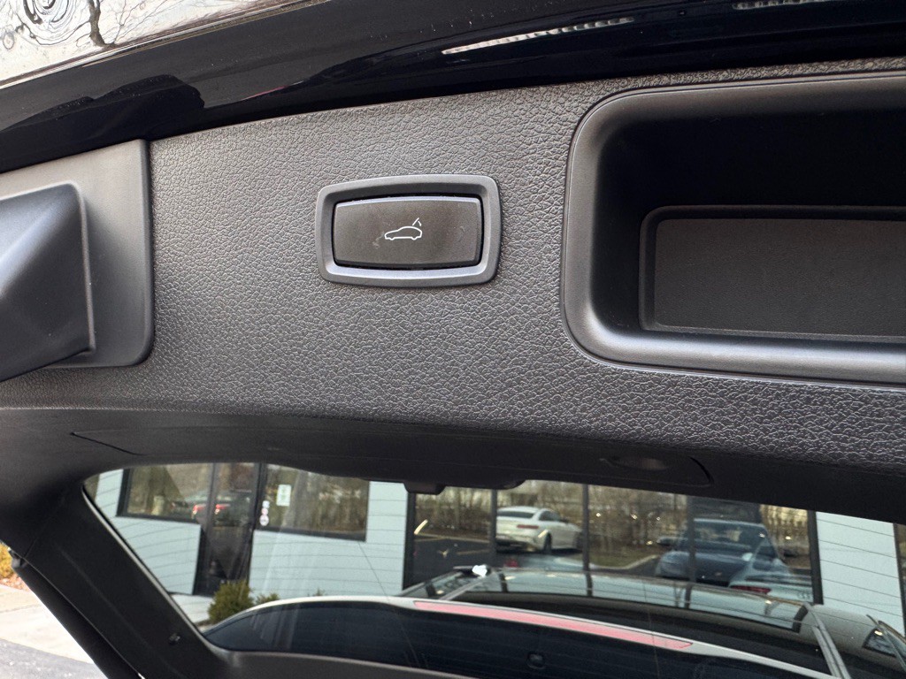 2019 Porsche Macan Image 22