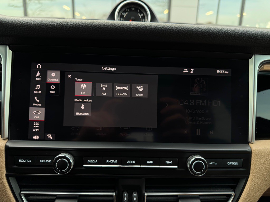 2019 Porsche Macan Image 33