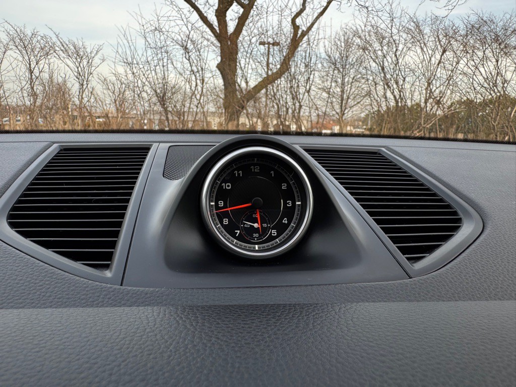 2019 Porsche Macan Image 35