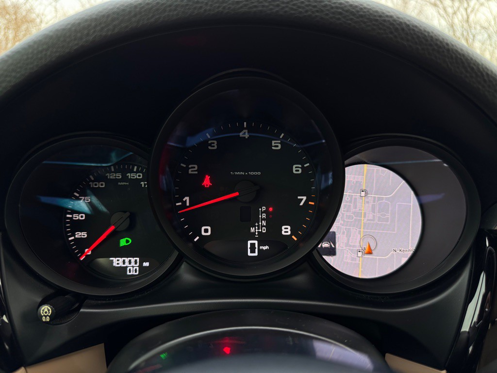 2019 Porsche Macan Image 39