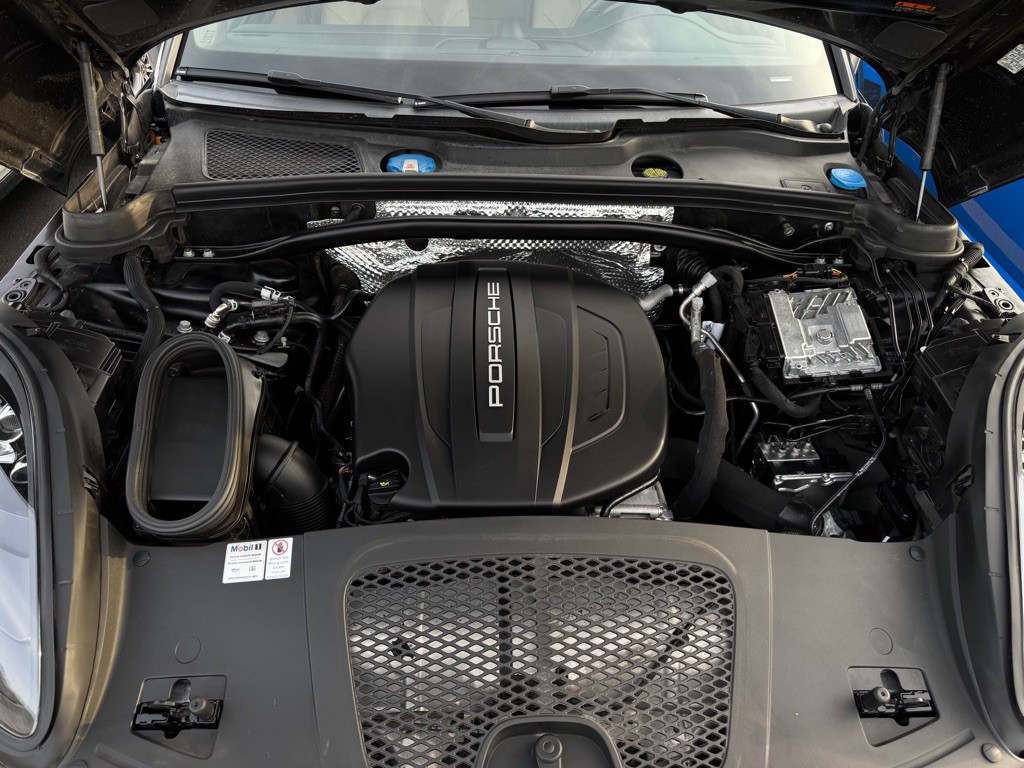 2019 Porsche Macan Image 41