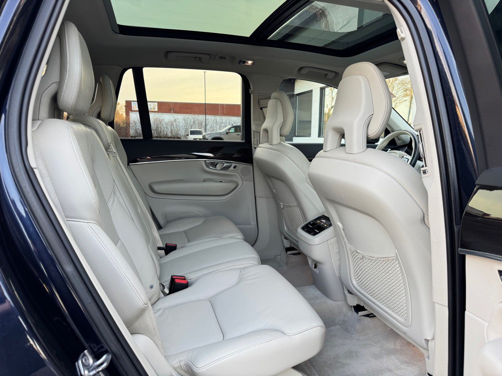 2016 Volvo XC90 Image 22