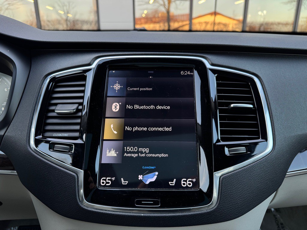 2016 Volvo XC90 Image 29