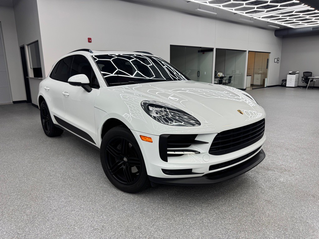 2019 Porsche Macan Image 1