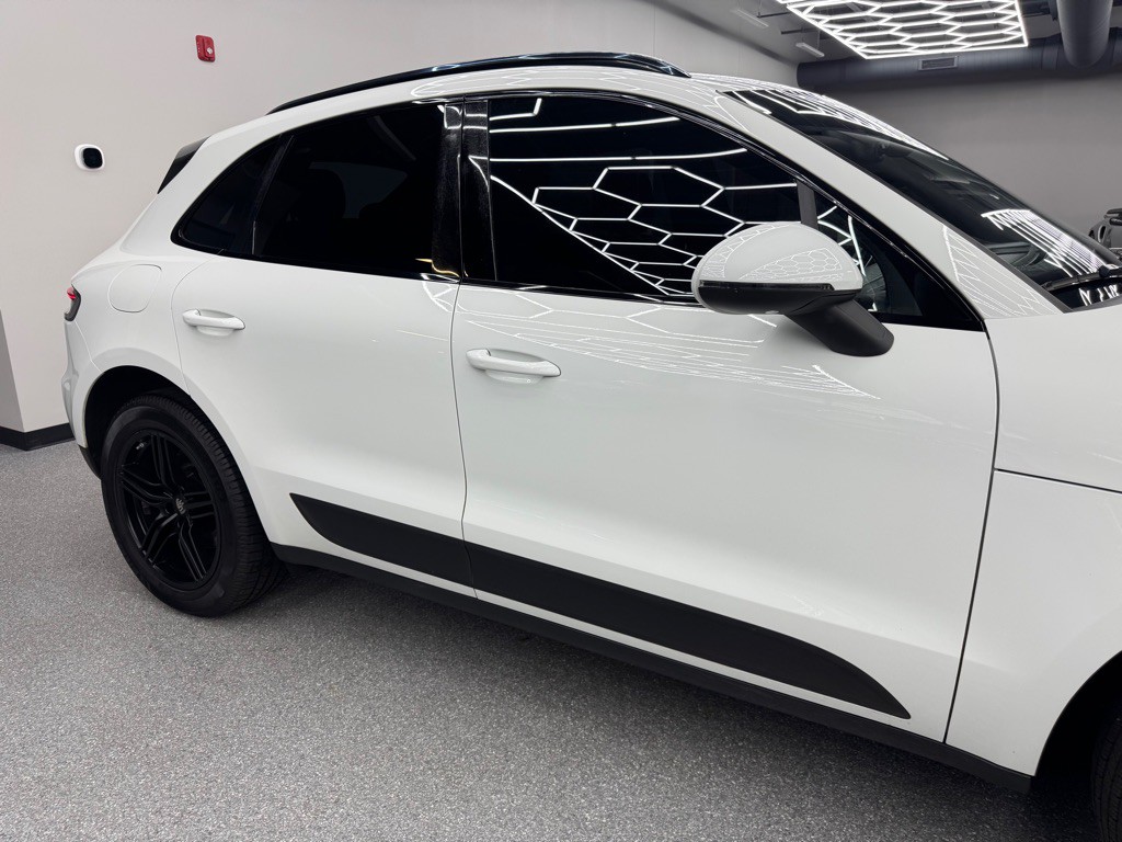 2019 Porsche Macan Image 3