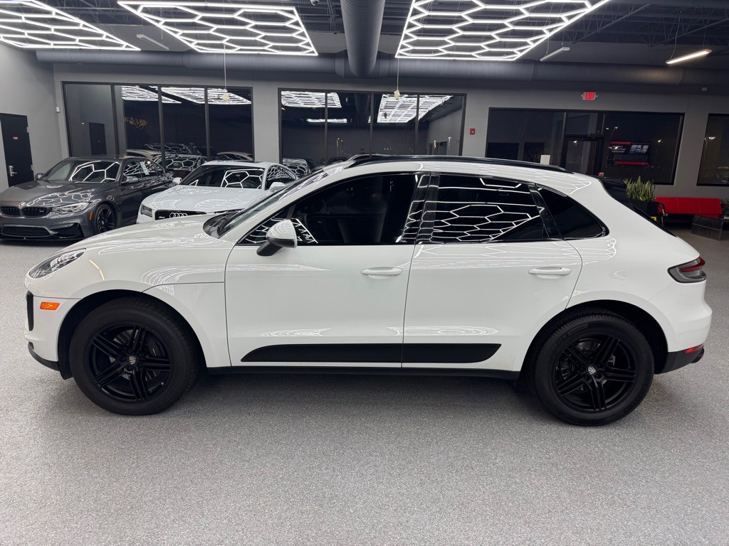 2019 Porsche Macan Image 9
