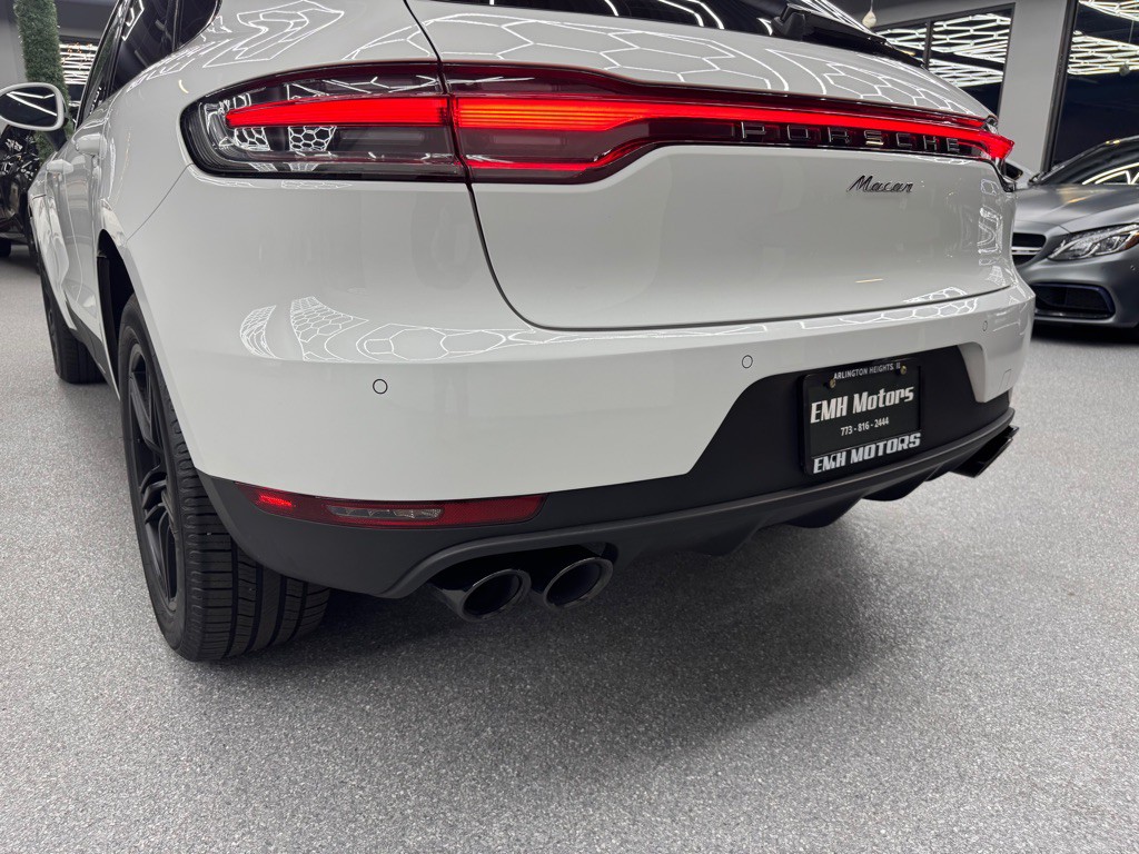 2019 Porsche Macan Image 11