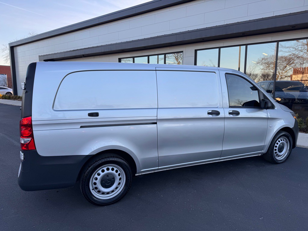 2020 Mercedes-Benz Metris Image 16