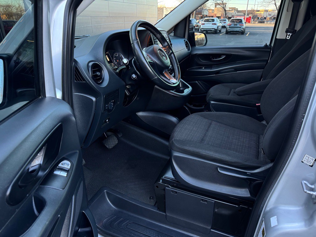 2020 Mercedes-Benz Metris Image 18