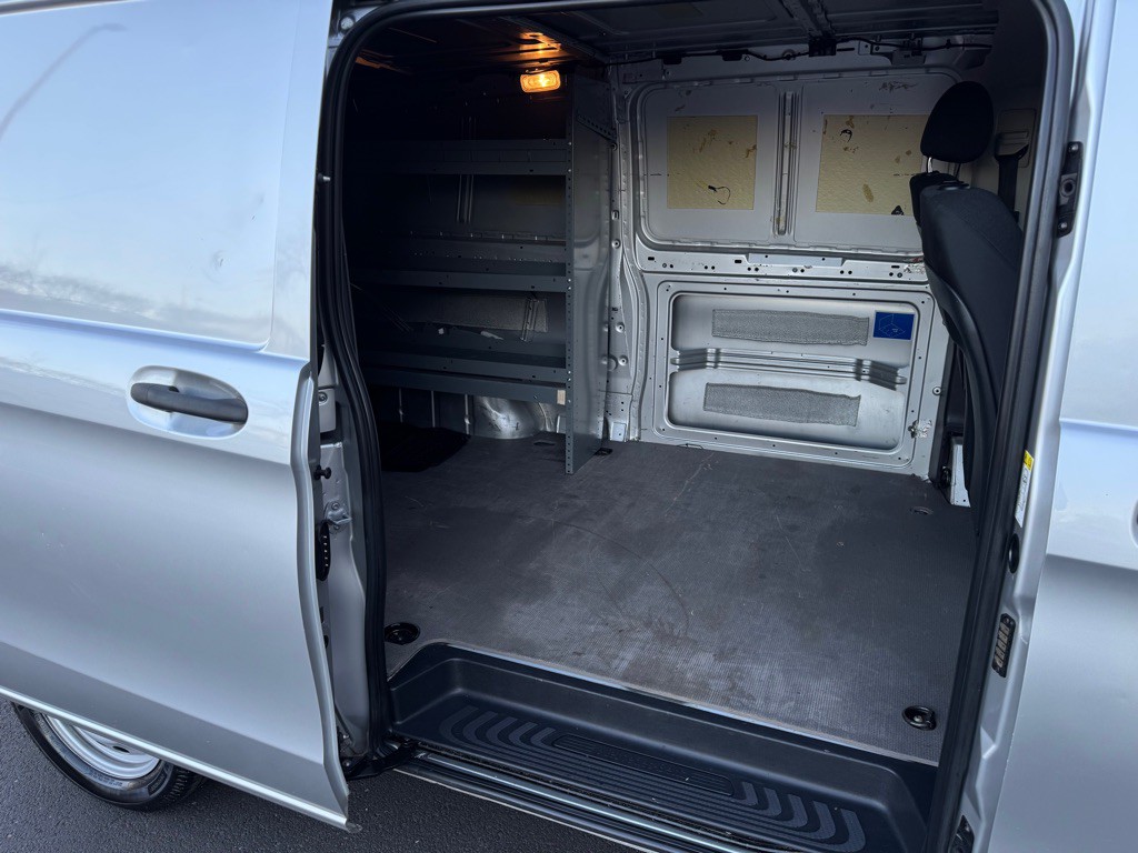 2020 Mercedes-Benz Metris Image 21