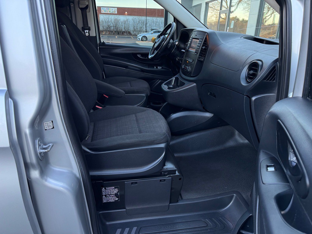2020 Mercedes-Benz Metris Image 24