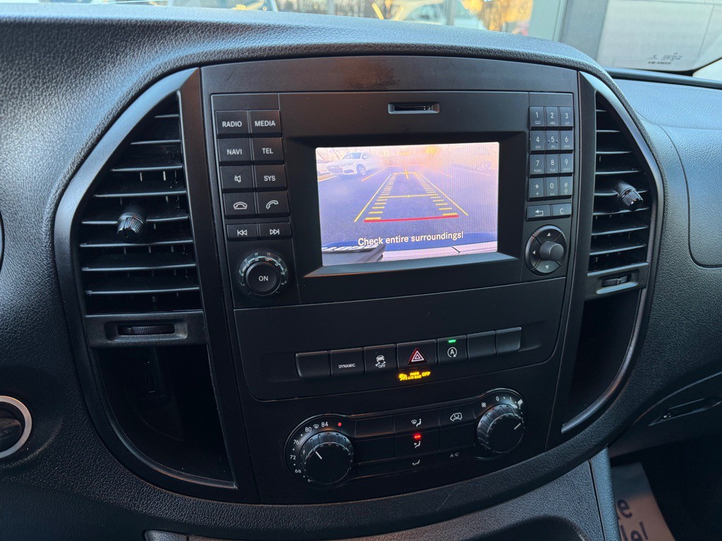 2020 Mercedes-Benz Metris Image 26