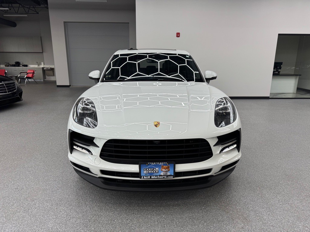 2019 Porsche Macan Image 4