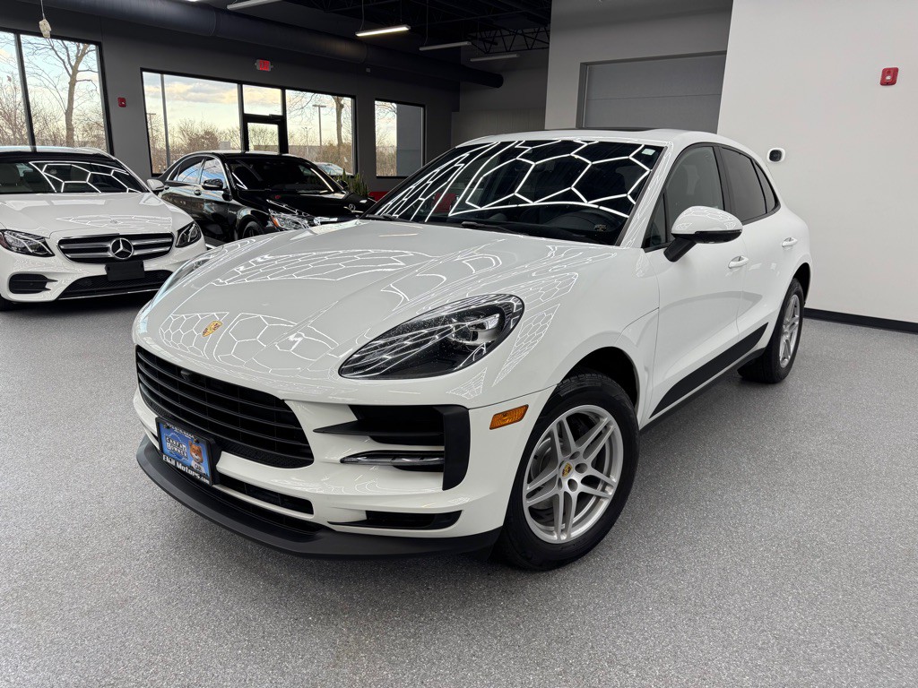 2019 Porsche Macan Image 6