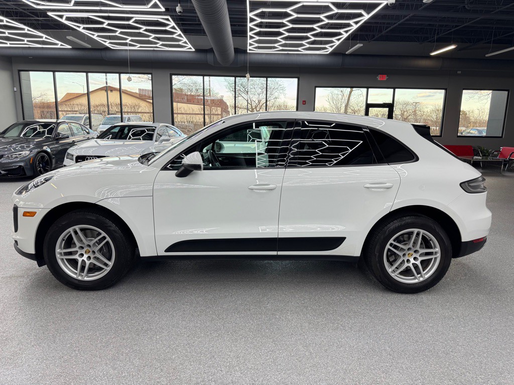 2019 Porsche Macan Image 9