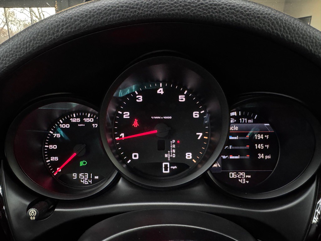 2019 Porsche Macan Image 42